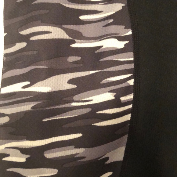 Like-New Nike Running Dry-Fit Shirt - Picture 3 of 5